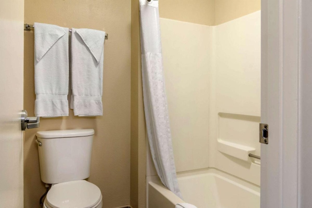 King Room - Non-Smoking