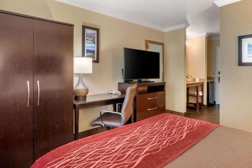 Comfort Inn Columbia Gorge image 21