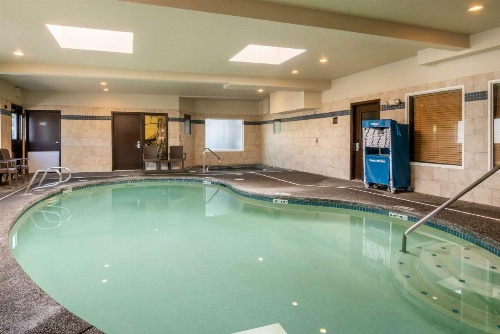 Comfort Inn Columbia Gorge image 26