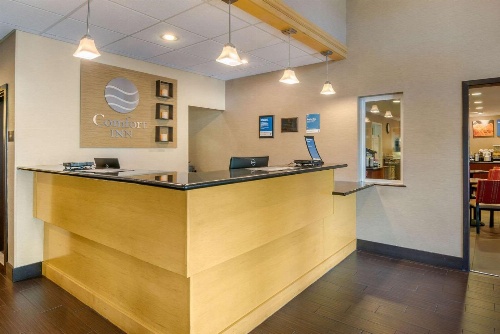 Comfort Inn Columbia Gorge image 4